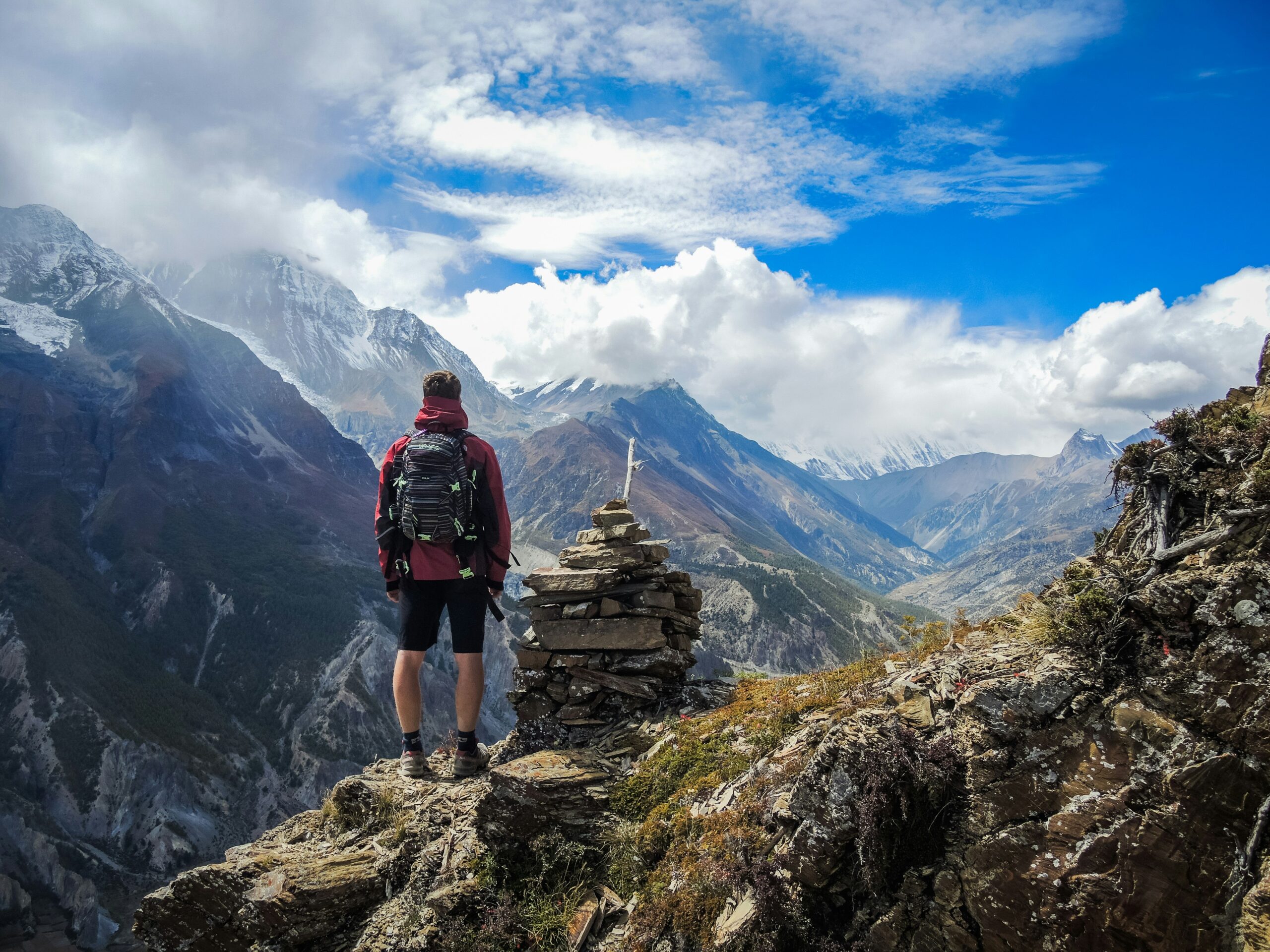 Aaron Khieu:Solo Travel Adventures